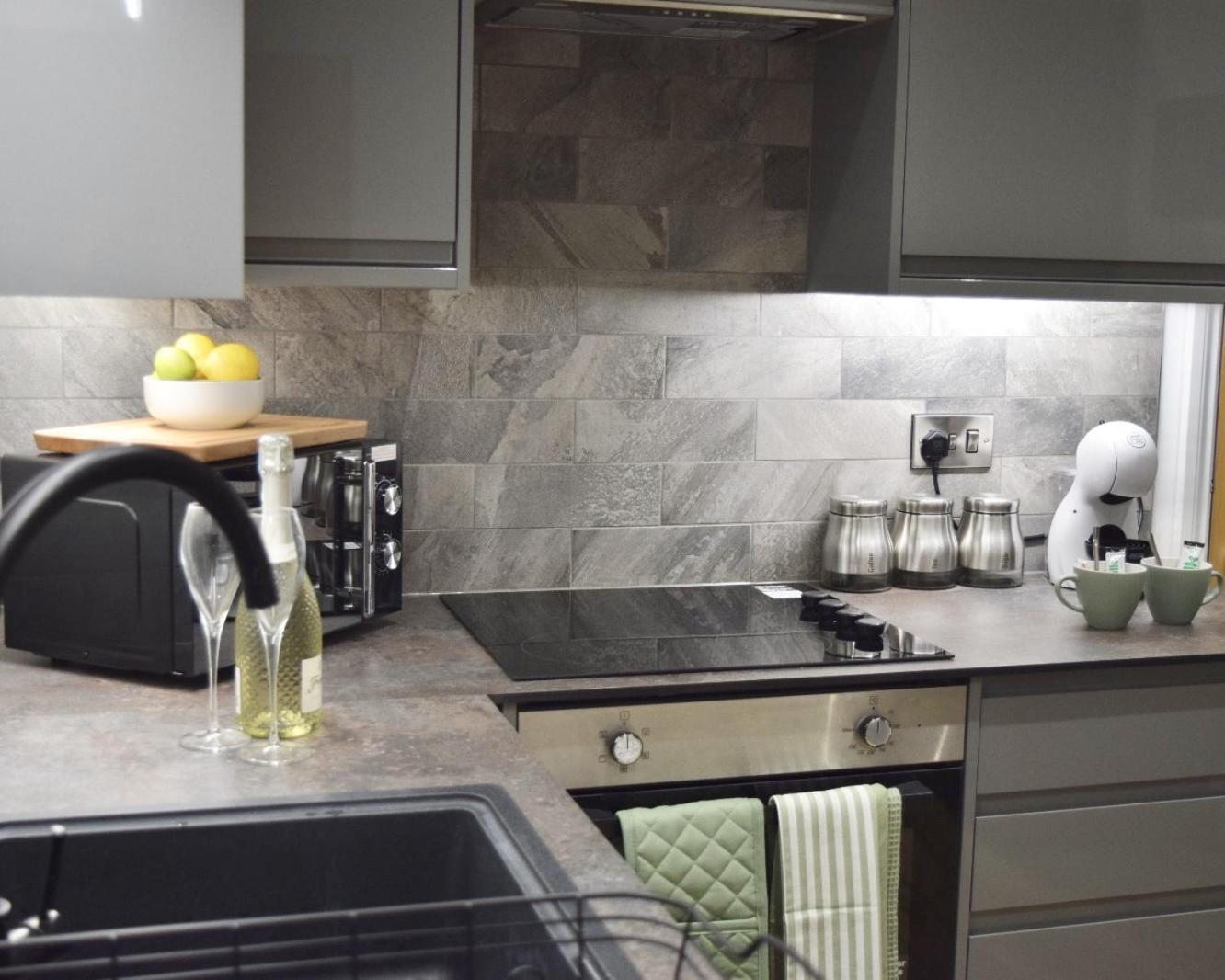 The Yorkshire Crown - Luxury Apartment - Free Parking Nearby Харрогейт Экстерьер фото