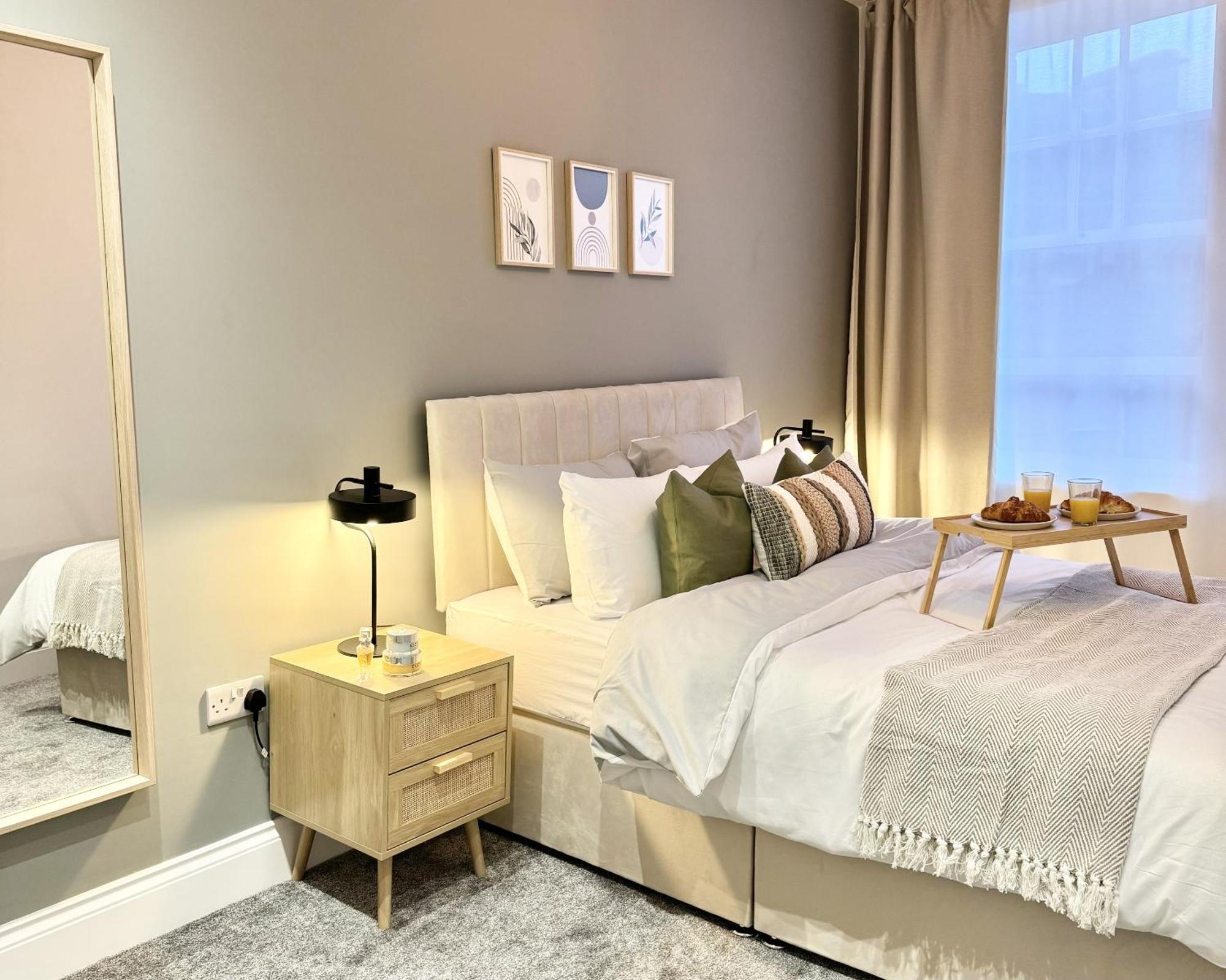 The Yorkshire Crown - Luxury Apartment - Free Parking Nearby Харрогейт Экстерьер фото
